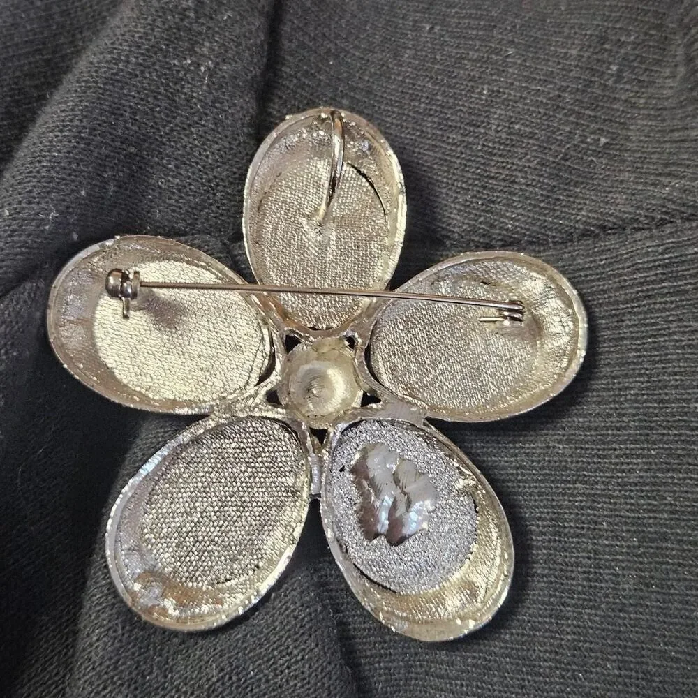 vintage boho hippie brown flower brooch